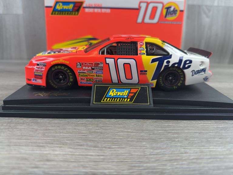 Ricky Rudd #10 Tide Ford Thunderbird Stock Car, 1/24, 1 Of 5004, Certificate Of Authenticity, 50th Anniversary, Revell Collection