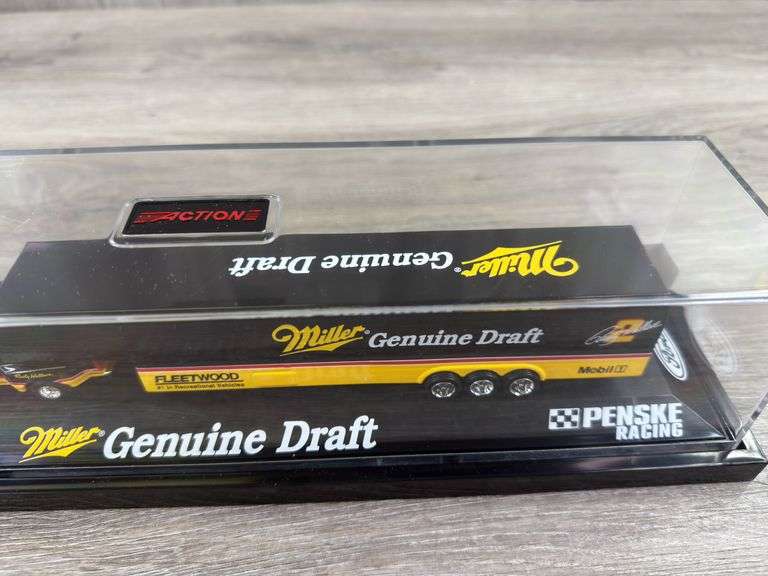 Rusty Wallace #2 Miller Genuine Draft Ford Dually W/Show Trailer, 1/64, 1995 Limited Edition, Racing Collectables Action Platinum Series