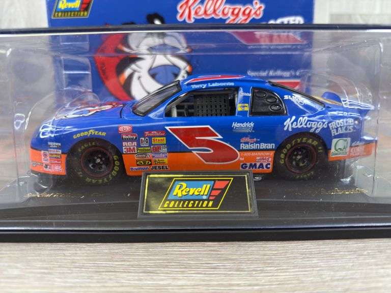 Terry Labonte #5 Kellogg’s Special 1997 Monte Carlo Stock Car, 1/24, Certificate Of Authenticity, 1 Of 6600, Revell Collection