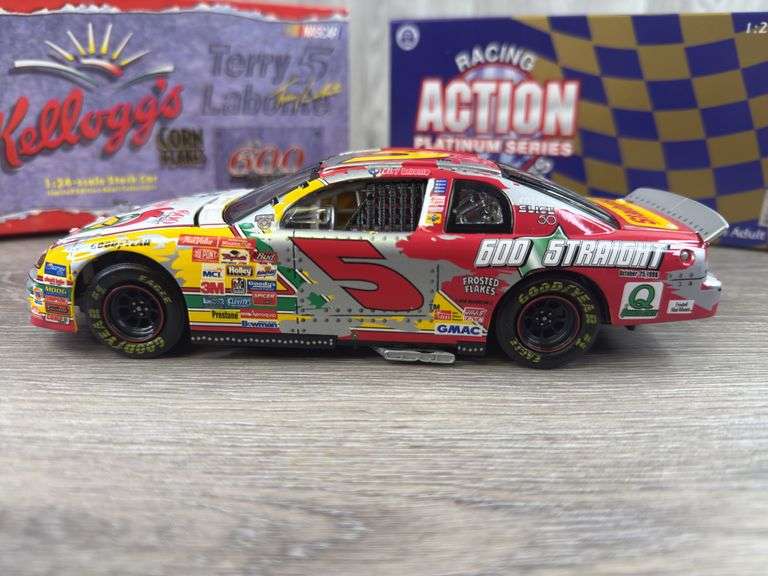 Terry Labonte #5 Kellogg’s Iron Man 1998 Monte Carlo Stock Car, 1/24, Limited Edition, Racing Collectables Action Platinum Series
