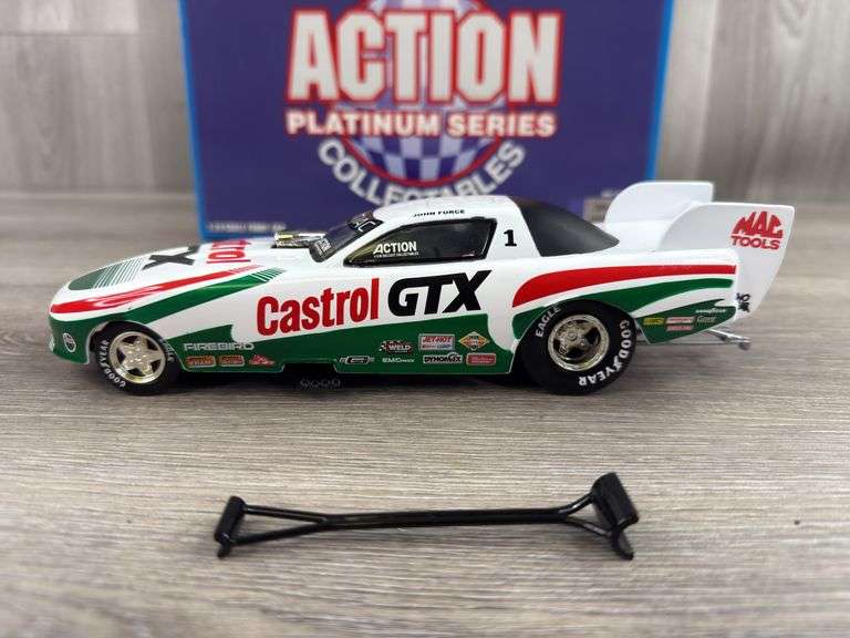 John Force Castrol GTX Pontiac Funny Car, 1/24, Limited Edition, Racing Collectables Action Platinum Series