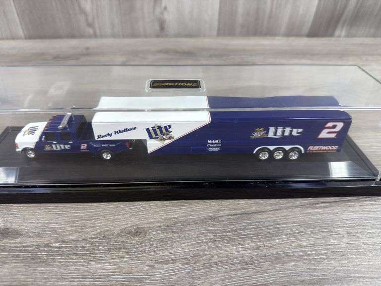 Rusty Wallace #2 Miller Lite Ford Dually W/Show Trailer, 1/64, Limited Edition, 1 Of 3,000, Action