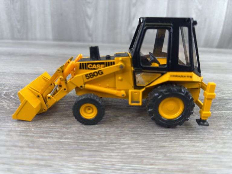 Case 580G Construction King Backhoe Loader, 1/35, Conrad