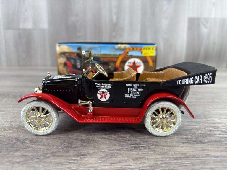 1917 Texaco Maxwell Touring Car, 1/25, Collector Series 14, Ertl Collectibles