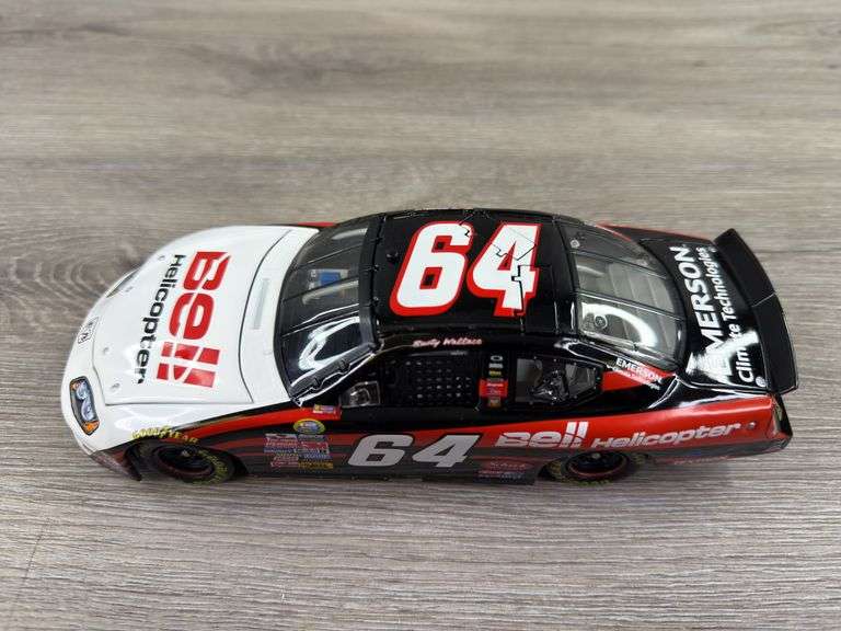 Rusty Wallace #64 Bell Helicopter 2005 Charger Stock Car, 1/24, Limited Edition, 1 Of 6696, Action