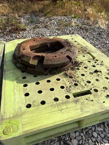 Farmall/International Wheel Weights - Qyt. 2
