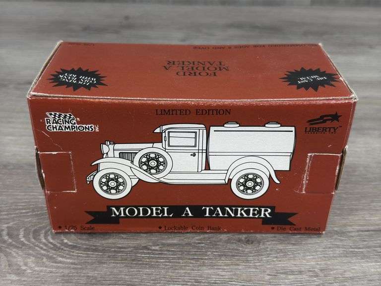 Ford Model A 1993 Coca-Cola 400 Tanker Bank, 1/25, Limited Edition, Charlotte Motor Speedway, Racing Champions, Liberty Classics