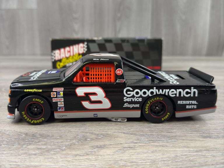 Mike Skinner #3 Goodwrench Chevy Race Truck Bank, 1/24, 1995 Limited Edition, 1 Of 5004, Racing Collectables Club Of America