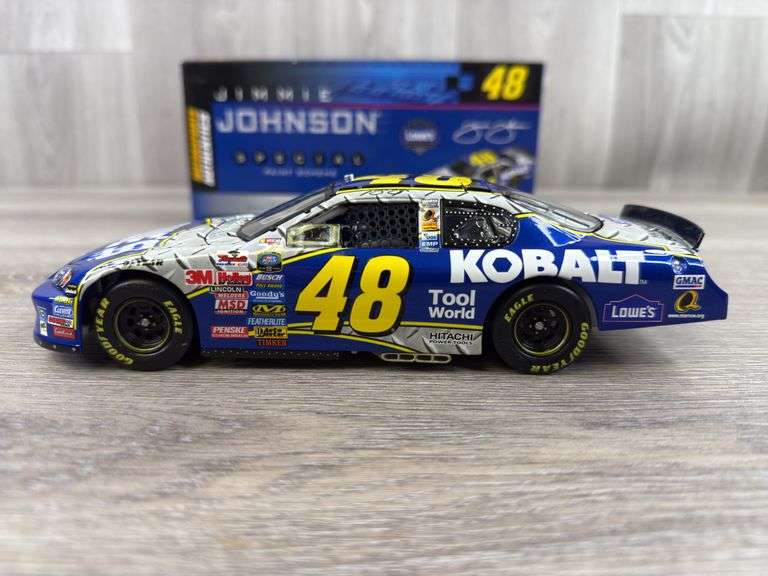 Jimmie Johnson #48 Lowe’s/Kobalt 2006 Monte Carlo Stock Car, 1/24, Limited Edition, Special Paint Scheme, 1 Of 1600, Motorsports Authentics