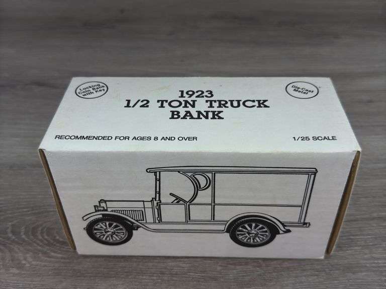 Robert Pressley #59 Alliance Racing 1923 Chevy 1/2 Ton Truck Bank, 1/25, 1 Of 750, 1993 Fan Club 1st Annual Meeting, Ertl