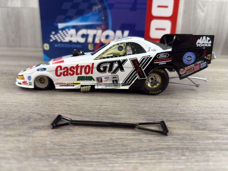 John Force Castrol GTX 2001 Mustang Funny Car, 1/24, Limited Edition, Action