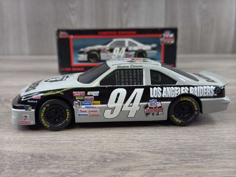 Western Division #94 L.A.Raiders Ford Stock Car Bank, 1/24, Limited Edition, 1 Of 5000, Series 1, Racing Champions