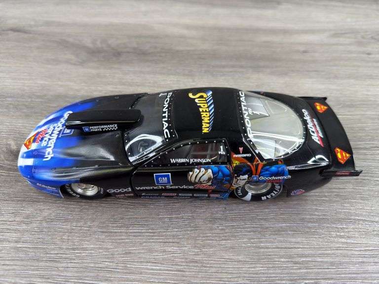 Warren Johnson GM Goodwrench Plus Superman 1999 Pontiac Pro Stock, 1/24, Limited Edition, #397/3000, Certificate Of Authenticity, Revell Collection