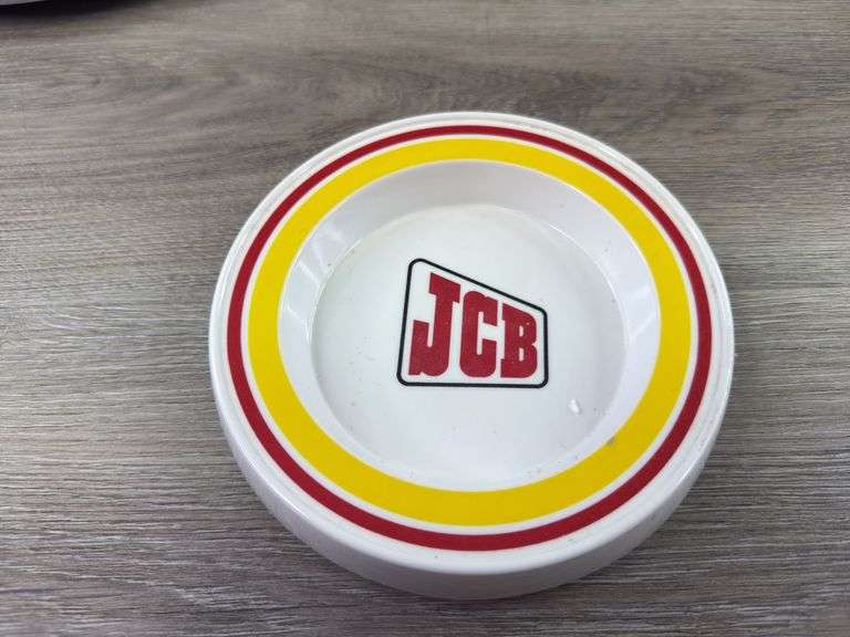 Caterpillar, John Deere Cameco Drinking Glasses & Mugs, Caterpillar Clock-Broken Second Hand, JCB Plate