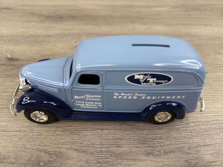 Mickey Thompson 1938 Chevrolet Panel Truck Bank, 1/25, Limited Edition, Performance Pioneers #5, Ertl, The Eastwood Company