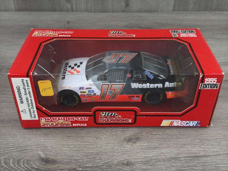 Darrell Waltrip #17 Western Auto Monte Carlo Stock Car, 1/24, 1995 Edition, Racing Champions