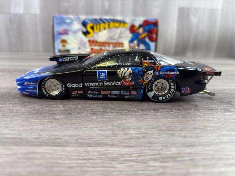 Warren Johnson GM Goodwrench Plus Superman 1999 Pontiac Pro Stock, 1/24, Limited Edition, #397/3000, Certificate Of Authenticity, Revell Collection