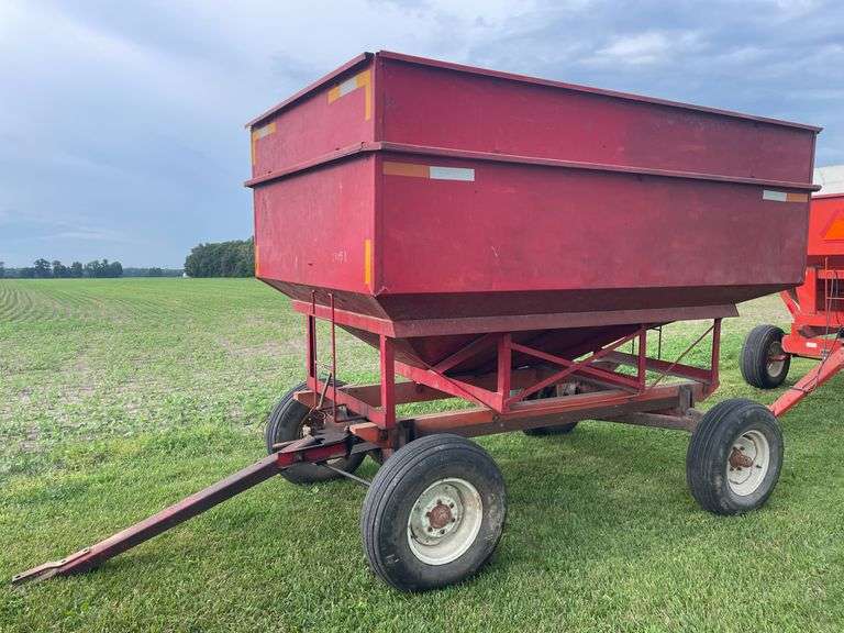 Killbros 325 hopper wagon