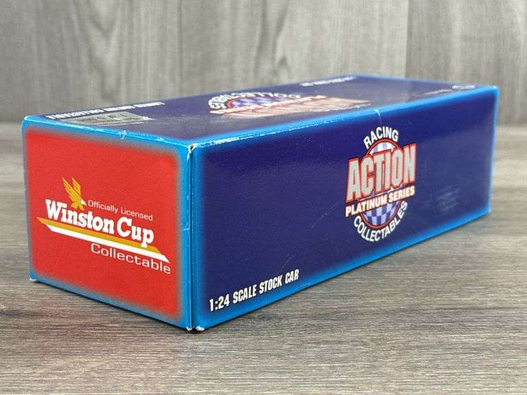 Neil Bonnett #21 Hodgdon Ford Stock Car Bank, 1/24, Limited Edition, 1 Of 5004, Racing Collectables Action Platinum Series