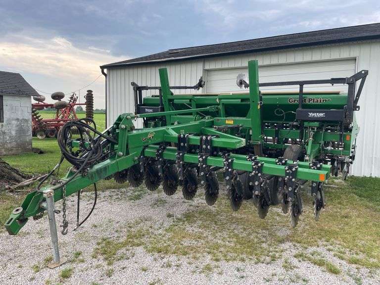 Great Plains 1500 solid stand Grain Drill
