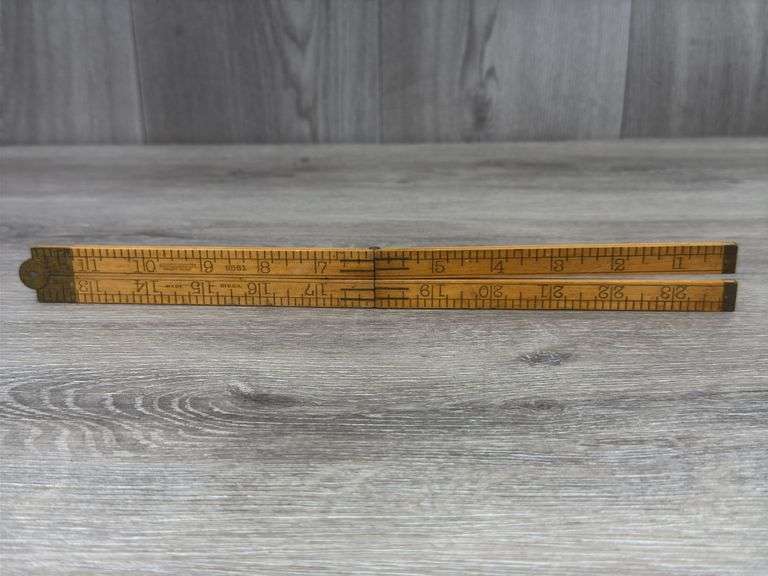 Winchester Folding Ruler