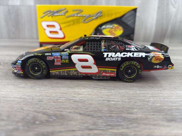 Martin Truex Jr. #8 Bass Pro Shops 2005 Monte Carlo Stock Car, 1/24, Limited Edition, 1 Of 552, GM Dealers, Action