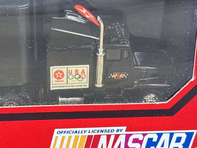 Davey Allison #28 Havoline Racing Team Transporter, 1/64, 1993 Edition, Racing Champions