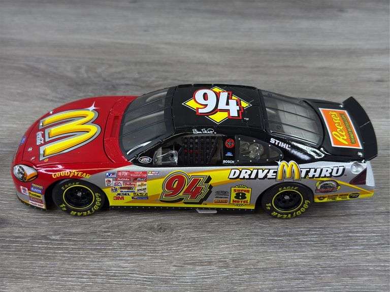 Bill Elliott #94 McDonald’s/25th Anniversary 2000 Taurus Stock Car, 1/24, Limited Edition, Action