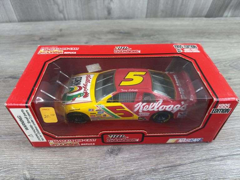 Terry Labonte #5 Kellogg’s Monte Carlo Stock Car, 1/24, 1995 Edition, Racing Champions