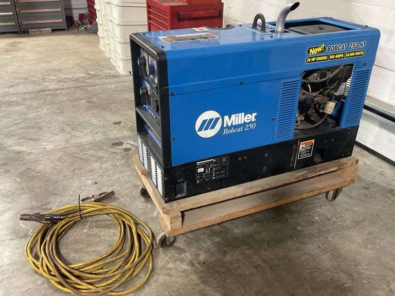 Miller Bobcat 250 Welder Generator
