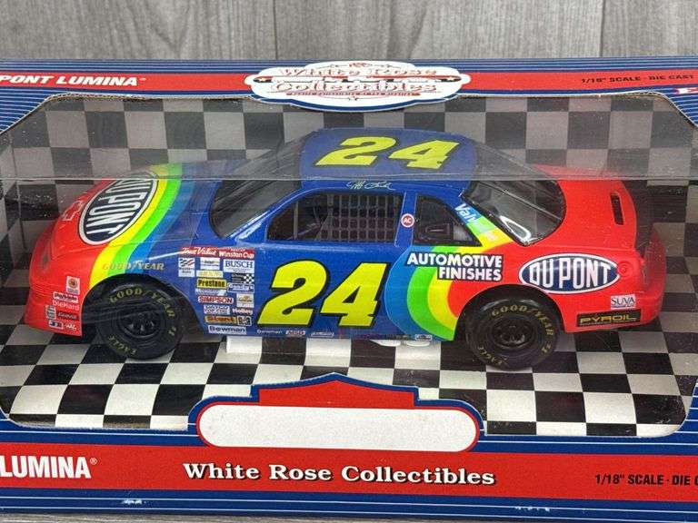 Jeff Gordon #24 DuPont Lumina Stock Car Bank, 1/18, Collector’s Edition, White Rose Collectibles, Ertl