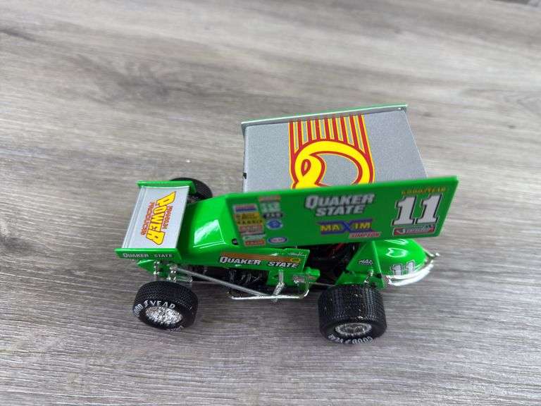 Steve Kinser #11 Quaker State 1997 Sprint Car, 1/24, Limited Edition, 1 Of 6000, Action