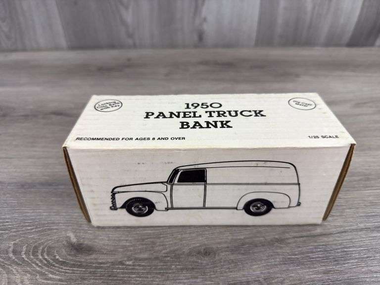 Richard Petty #43 STP 1950 Chevy Panel Truck Bank, 1/25, Ertl