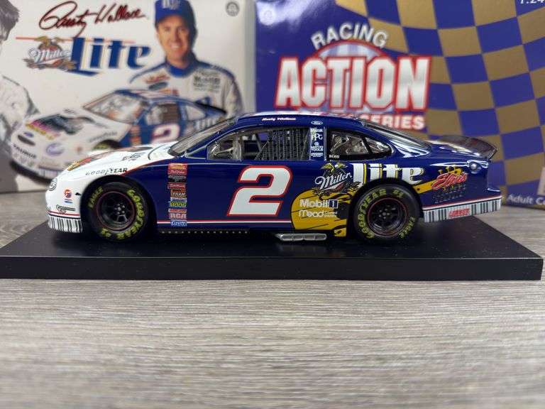 Rusty Wallace #2 Miller/Elvis 1998 Ford Taurus Stock Car, 1/24, Limited Edition, Racing Collectables Action Platinum Series