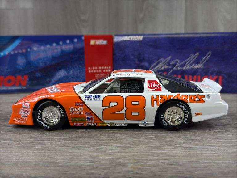 Alan Kulwicki #28 Hardee’s 1984 Firebird Xtreme Stock Car, 1/24, Limited Edition, 1 Of 4752, Action