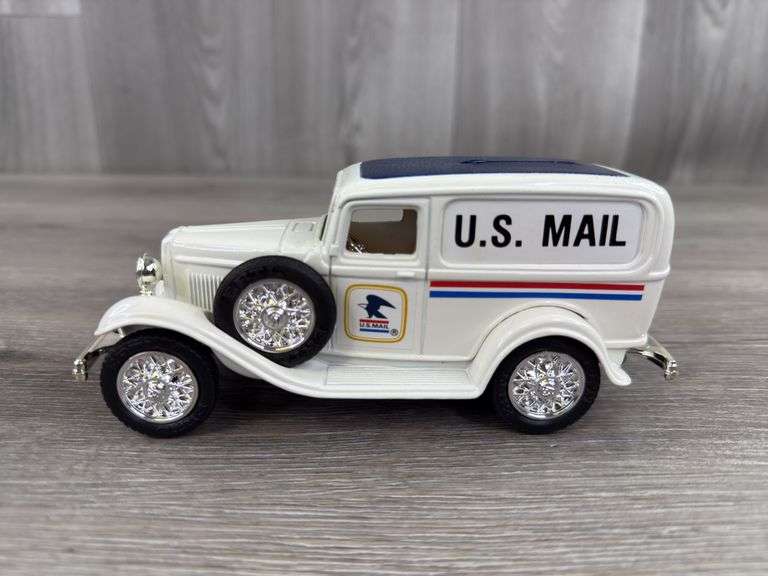 U.S. Mail 1932 Ford Panel Truck Bank, 1/25, 1989 Limited Edition, 3rd Edition, Certificate, Ertl