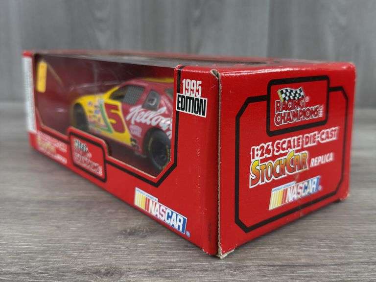 Terry Labonte #5 Kellogg’s Monte Carlo Stock Car, 1/24, 1995 Edition, Racing Champions