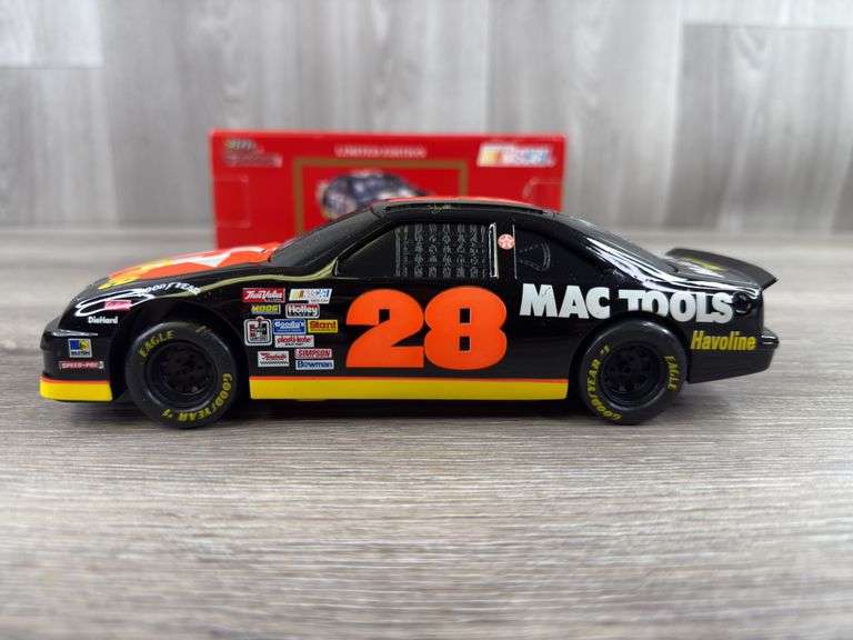 Davey Allison #28 MAC Tools/Havoline Thunderbird Stock Car Bank, 1/24, Limited Edition, 1 Of 5000, Racing Champions