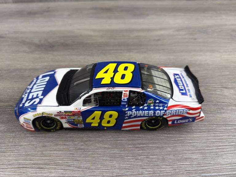 Jimmie Johnson #48 Lowe’s/Power Of Pride 2002 Monte Carlo Stock Car, 1/24, Limited Edition, Action 10th Anniversary