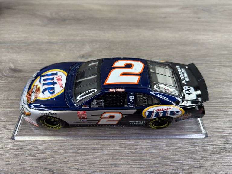Rusty Wallace #2 Miller Lite/Harley Davidson 2001 Taurus Clear Window Bank, 1/24, Limited Edition, #690/2004, Action