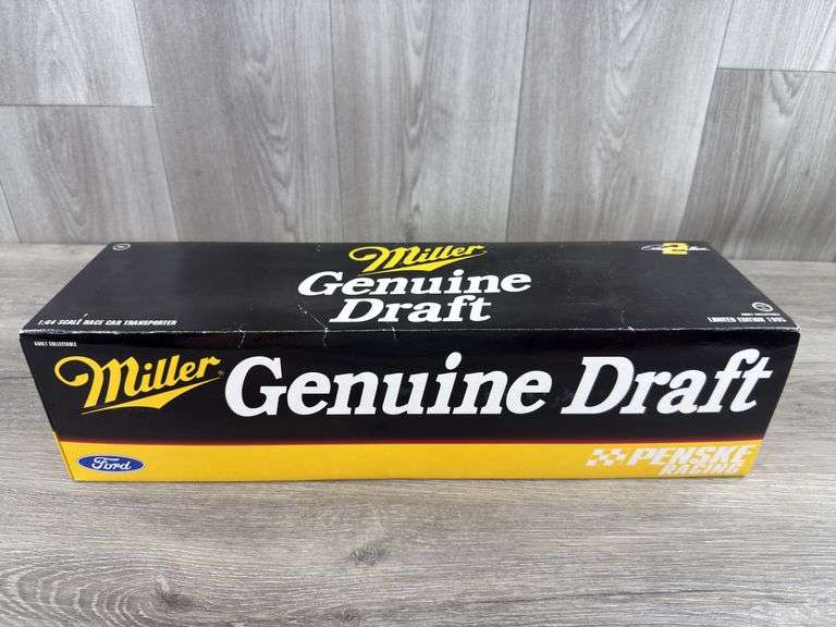 Rusty Wallace #2 Miller Genuine Draft Race Car Transporter, 1/64, 1995 Limited Edition, Racing Collectables Action Platinum Series