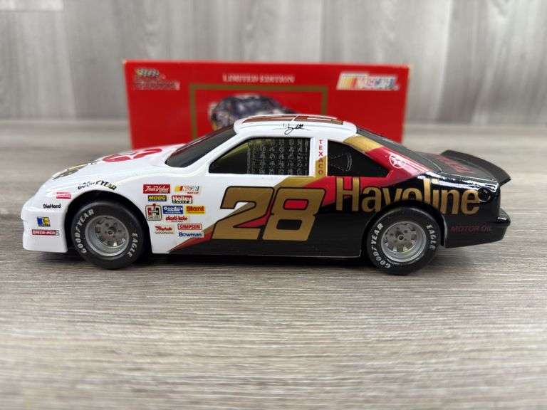 Davey Allison #28 Havoline Thunderbird Stock Car Bank, 1/24, Limited Edition, Racing Champions