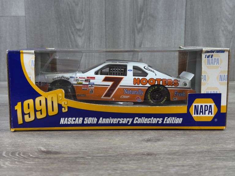 Alan Kulwicki #7 Hooters 1990’s Ford Thunderbird Stock Car, 1/24, NASCAR 50th Anniversary Collectors Edition, Action