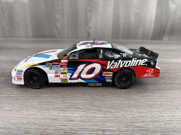 Johnny Benson #10 Valvoline 2002 Grand Prix Stock Car, 1/24, Limited Edition, #444/999, Certificate Of Authenticity, Chase The Race, Racing Champions Authentics