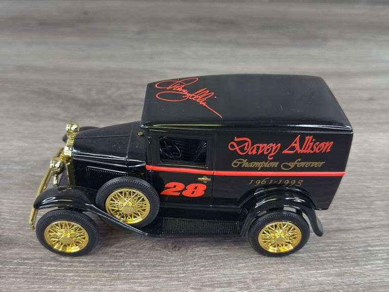 Davey Allison #28 Champions Forever 1961-1998 Ford Model A Delivery Van Bank, 1/25, Limited Edition, Racing Champions, Liberty Classics