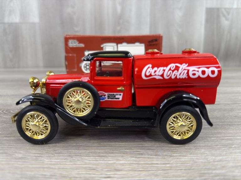 Ford Model A 1993 Coca-Cola 400 Tanker Bank, 1/25, Limited Edition, Charlotte Motor Speedway, Racing Champions, Liberty Classics