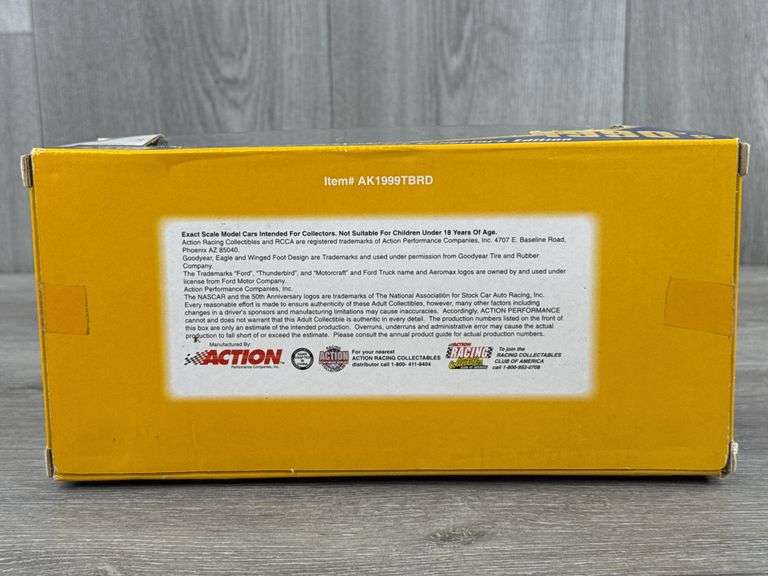 Alan Kulwicki #7 Hooters 1990’s Ford Thunderbird Stock Car, 1/24, NASCAR 50th Anniversary Collectors Edition, Action
