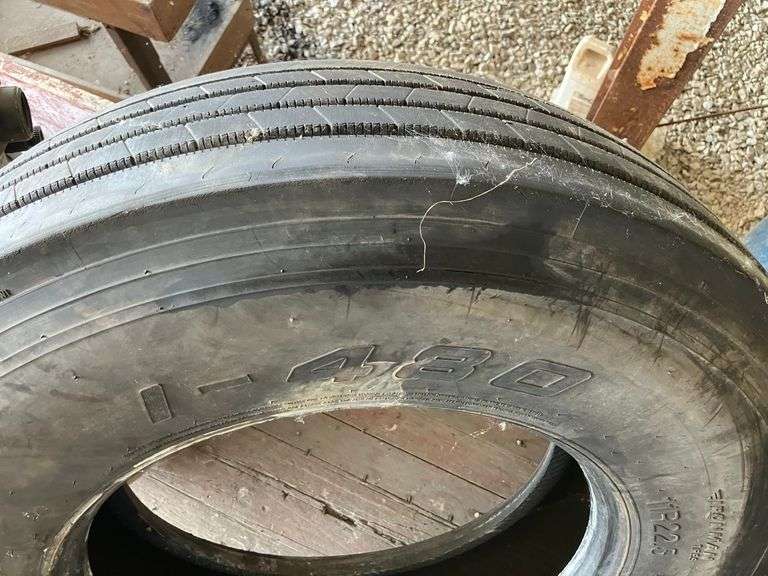 Ironman 11R22.5 Tire