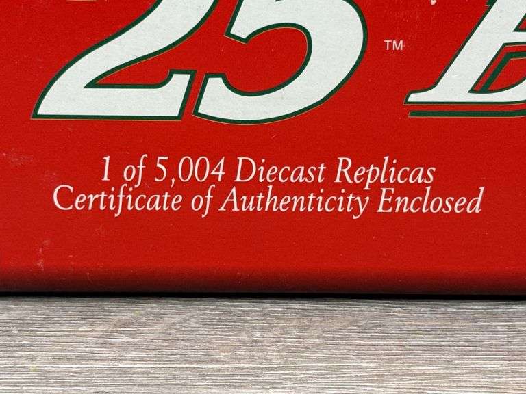 Ricky Craven #25 Budweiser “Louie The Lizard” 1997 Monte Carlo Stock Car, 1/24, Certificate Of Authenticity, 1 Of 5004, Revell Collection