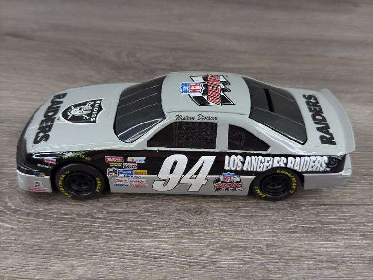 Western Division #94 L.A.Raiders Ford Stock Car Bank, 1/24, Limited Edition, 1 Of 5000, Series 1, Racing Champions